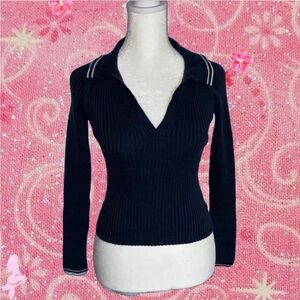 American Eagle Navy Blue V-Neck Sweater